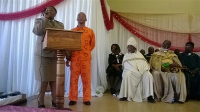 Community unites in prayer for matrics